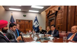 Bains talks collaboration on autonomous cars in U.S.