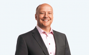 Barclays predicts ‘smooth sailing’ at Telus after VP exit