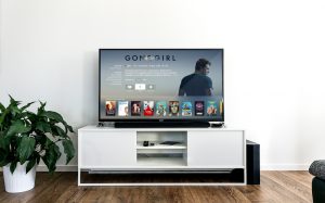 Cost of TV service driving cord-cutting: Angus Reid