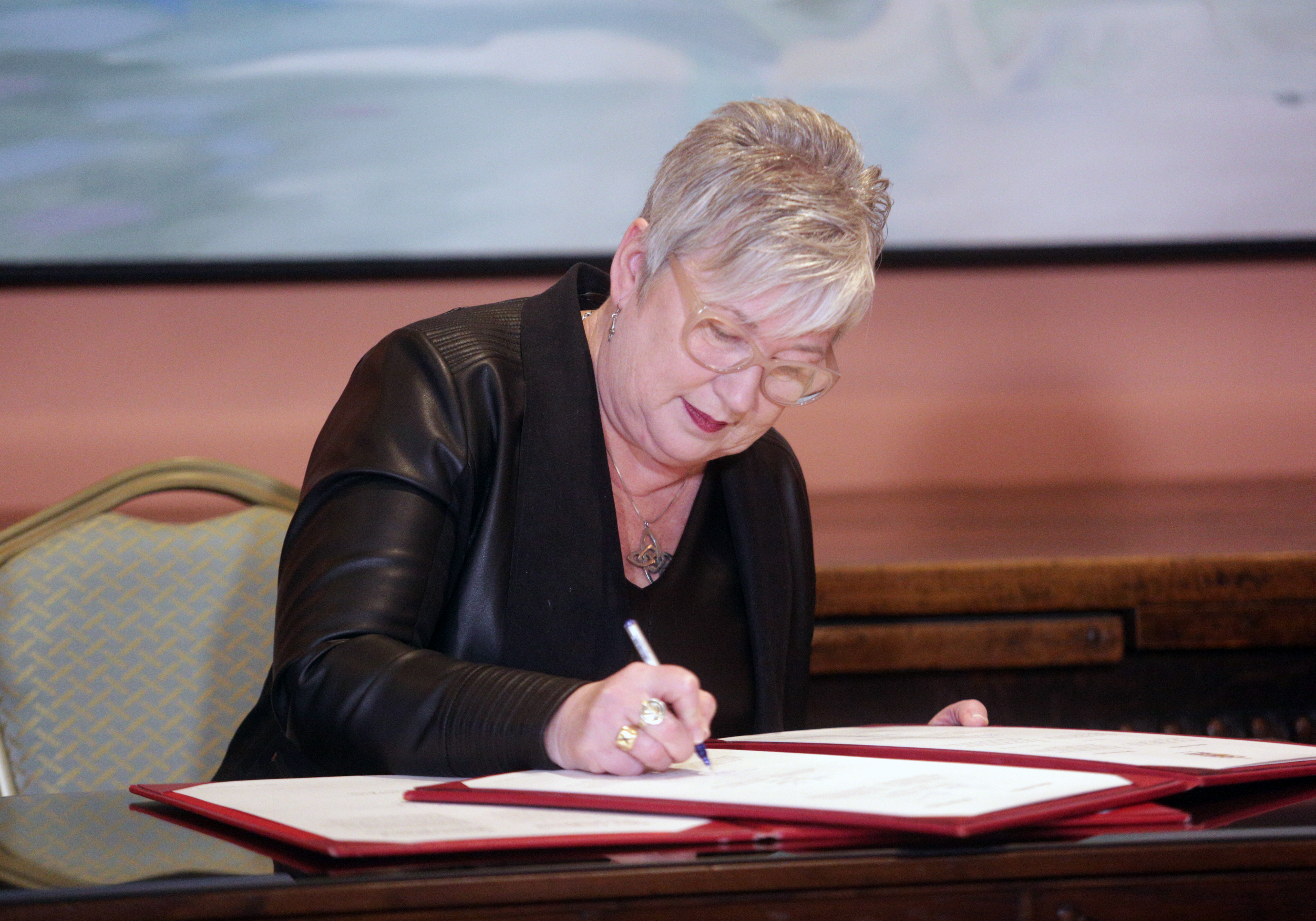 New rural development minister to tackle broadband availability