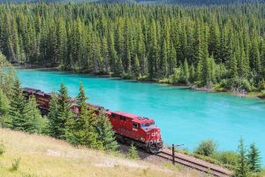 Feds announce $41M in funding for rural Alberta broadband