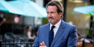 Videotron still actively pursuing Freedom Wireless, Péladeau says