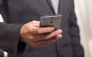 CRTC seeks info on international roaming rates