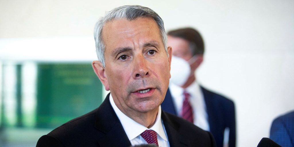 Staffieri applauds CRTC move to “level the playing field” in Ontario and Quebec; reports quarterly loss 