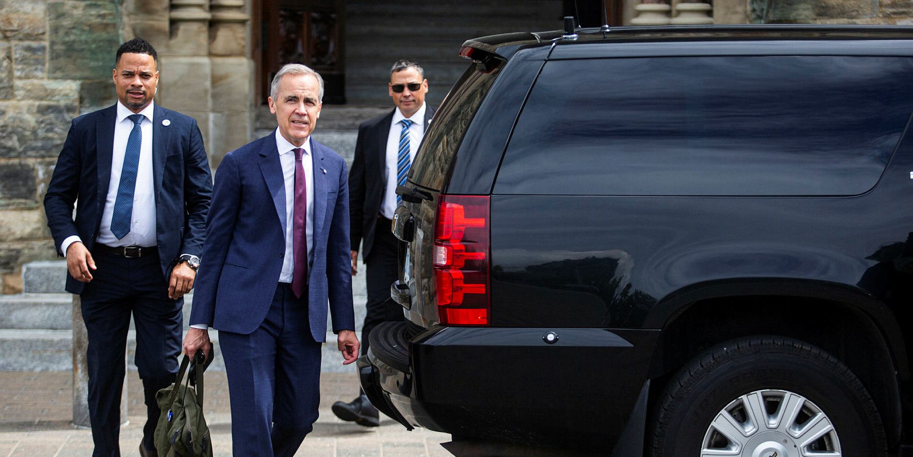 Prime Minister appoints parliamentary secretaries Prime Minister appoints parliamentary secretaries