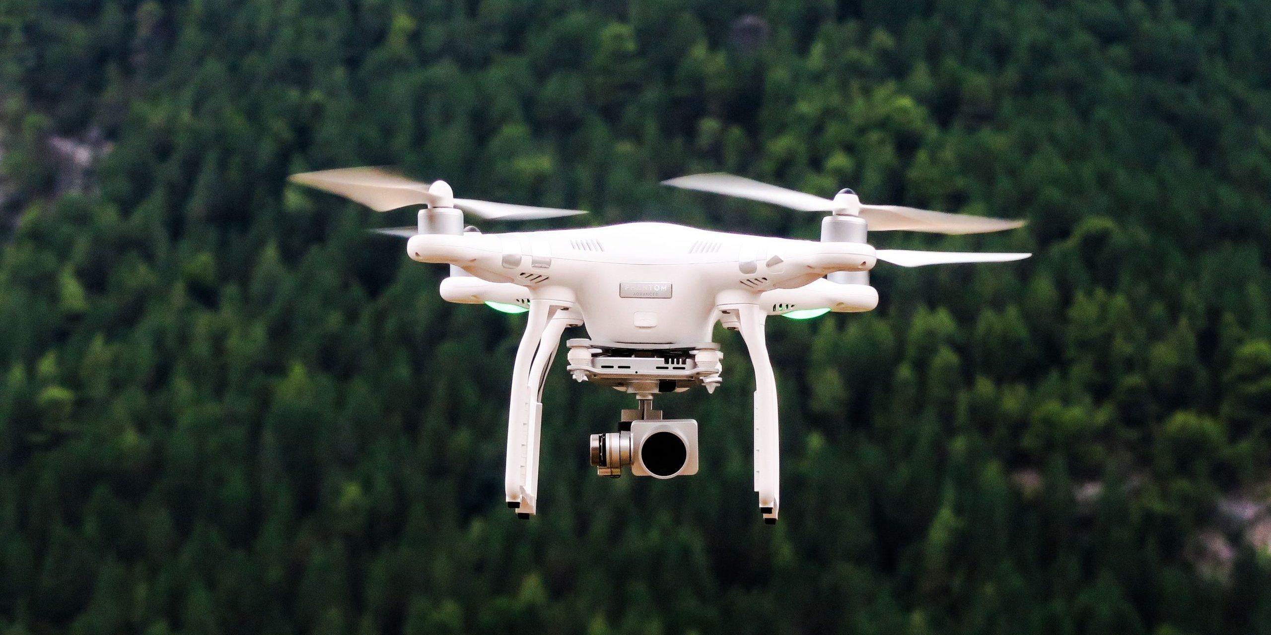 ISED eyes ‘subscriber’ approach to spectrum access for drones, as Canada’s telcos worry about liability
